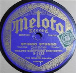 ouvir online Meloto Saxophone Orchestra - Stingo Stingo Savoy American Medley